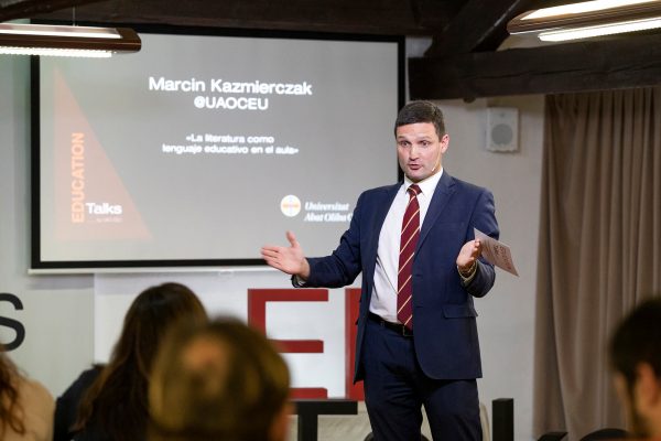 Arte y Educación - Marcin Kazmierczak- Education Talks - Emotuner
