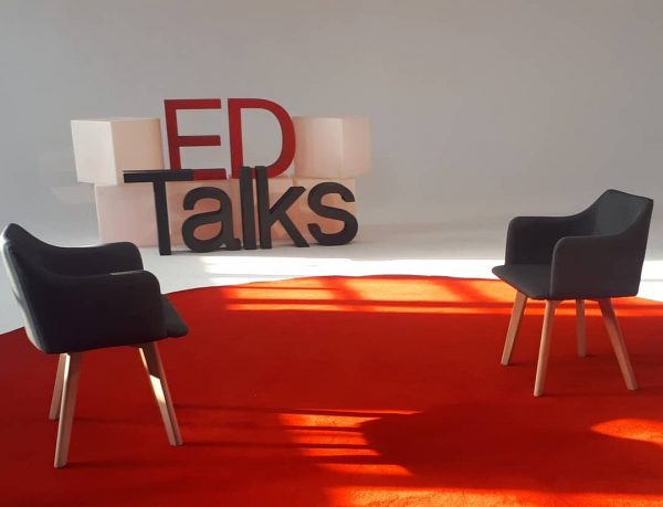 Escenario Conversaciones Education Talks 